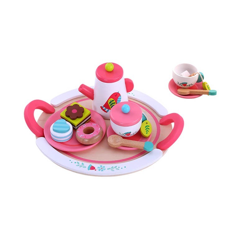 Дървена играчка чаен комплект TL057